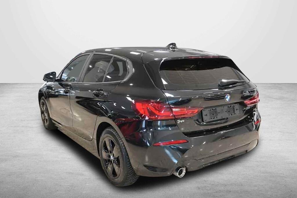 BMW 116D 115CV 6M. BUSINESS ADVANTAGE ( FARI LED - BMW DIGITAL COCKPIT - CLIMA BIZONA - CRUISE - NAVI - MIRROR - PDC )