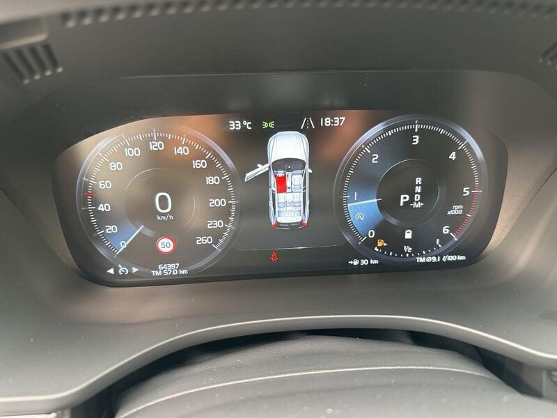Volvo XC60 B4 AWD 211 Cv Geartronic Momentum Pro