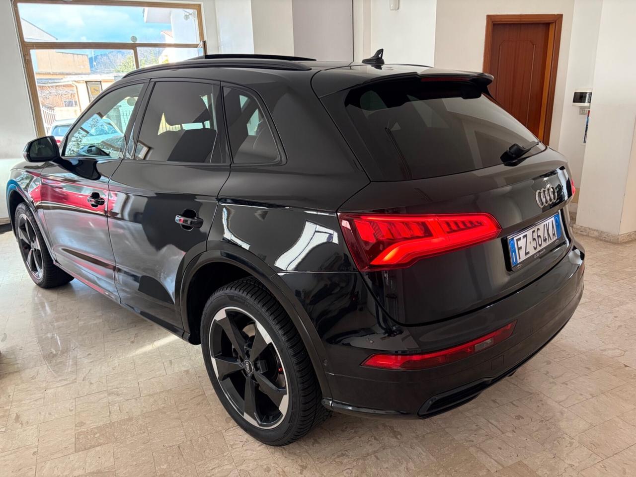 AUDI Q5 40 TDI S TRONIC S LINE PLUS 124.000 KM