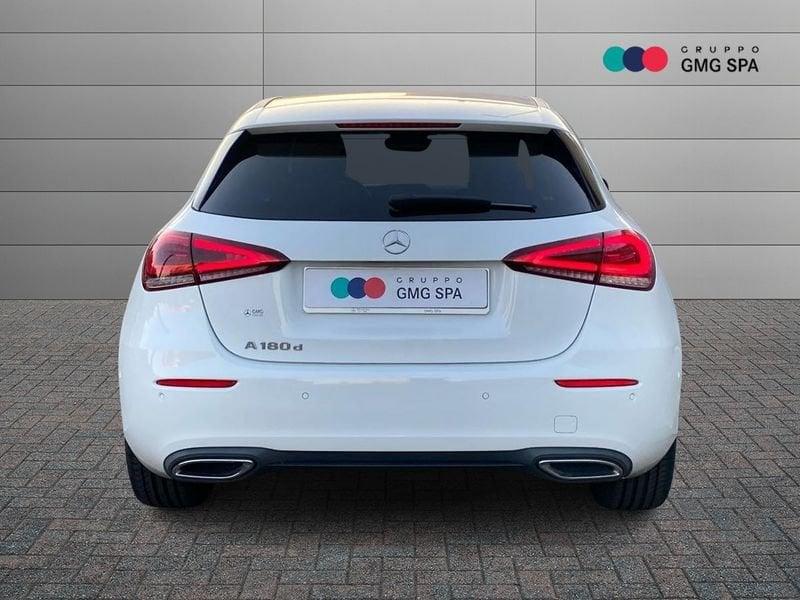 Mercedes-Benz Classe A A 180 d Sport Night edition auto
