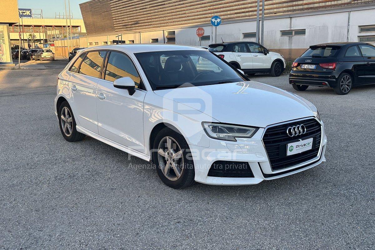 AUDI A3 SPB 30 g-tron S tronic Admired