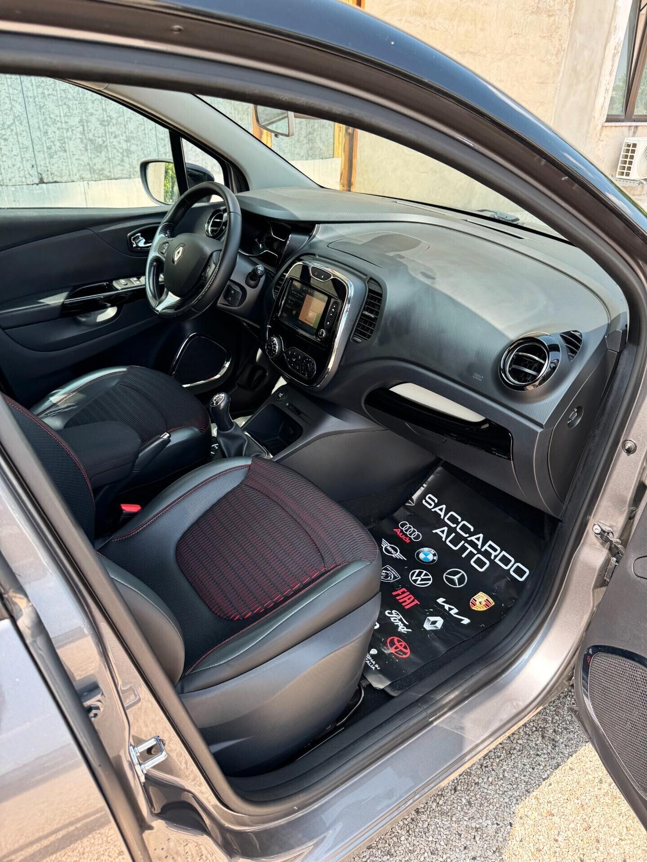 Renault Captur 1.5 dCi 90 CV Project Runway | DISTRIBUZIONE NUOVA