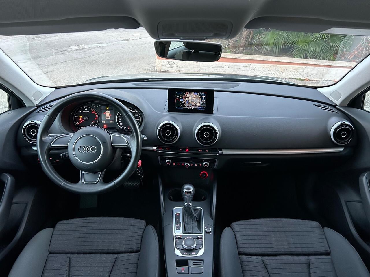 Audi A3 SPB 1.6 TDI Sport strafull!!!