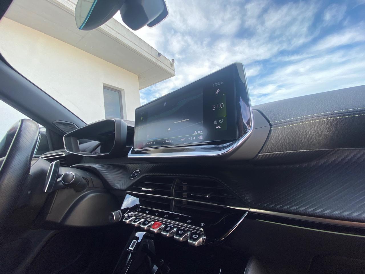 Peugeot 2008 1.5 BlueHDi 130cv S&S EAT8 GT Line