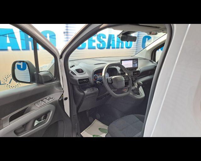 FIAT Doblo Passo Corto 1.5 d 100cv VERSIONE VETTURA