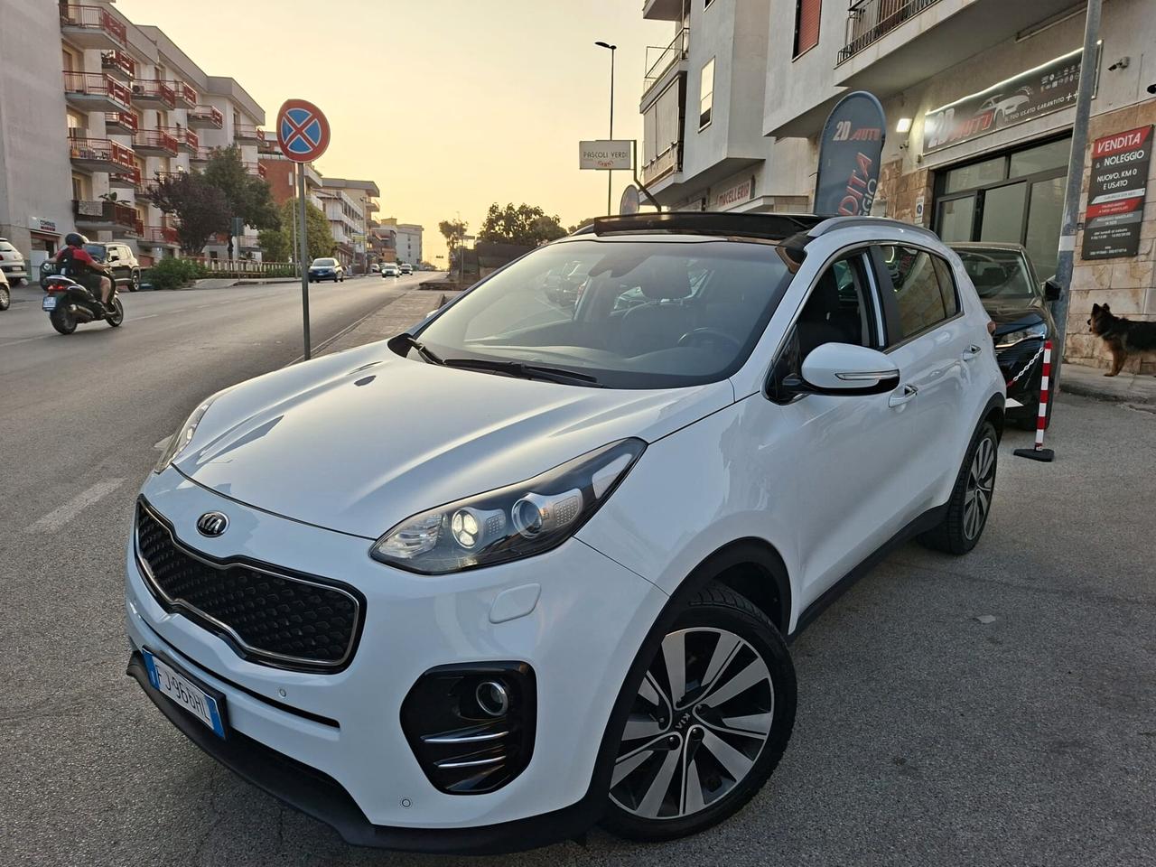 Kia Sportage 1.7 CRDI Cool * TETTO PANORAMICO APRIBILE * Full * Garantita 12 Mesi