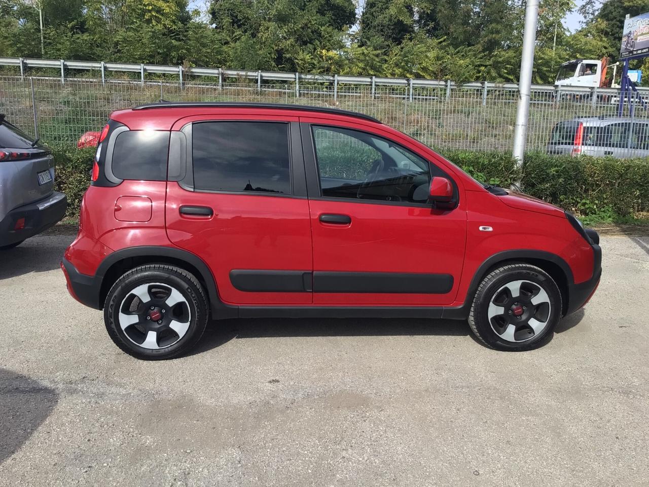 Fiat Panda Cross 1.0 70Cv firefly hybrid 5 Posti