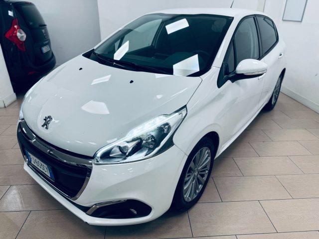 PEUGEOT 208 1.6 BlueHDi Allure - 132.000 Km