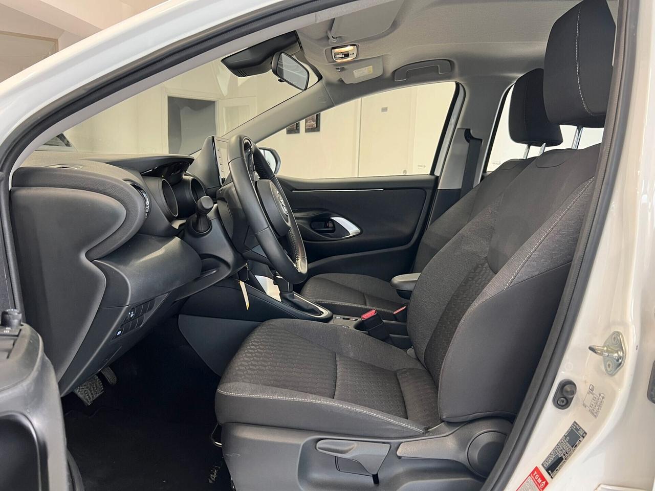 Toyota Yaris 1.5 Hybrid 5 porte Trend