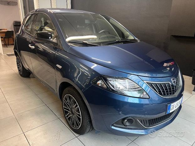 LANCIA Ypsilon 1.0 FireFly 5 porte S&S Hybrid Ec