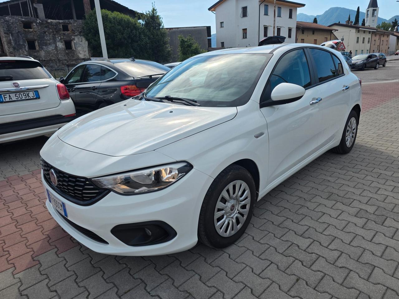 Fiat Tipo 1.4 5 porte perfette è garantita 12 mesi