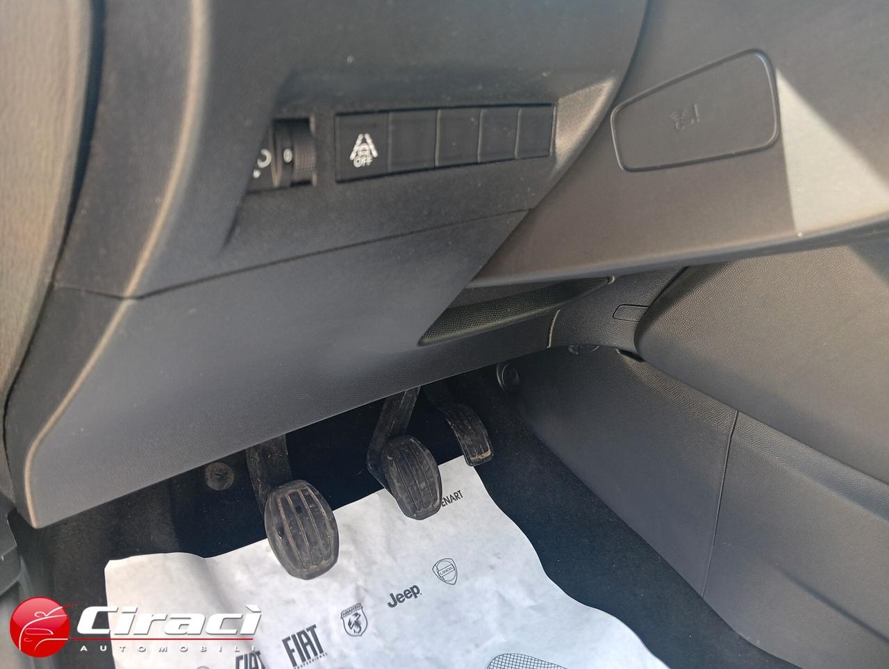 Peugeot 208 PureTech 100 5 porte Allure