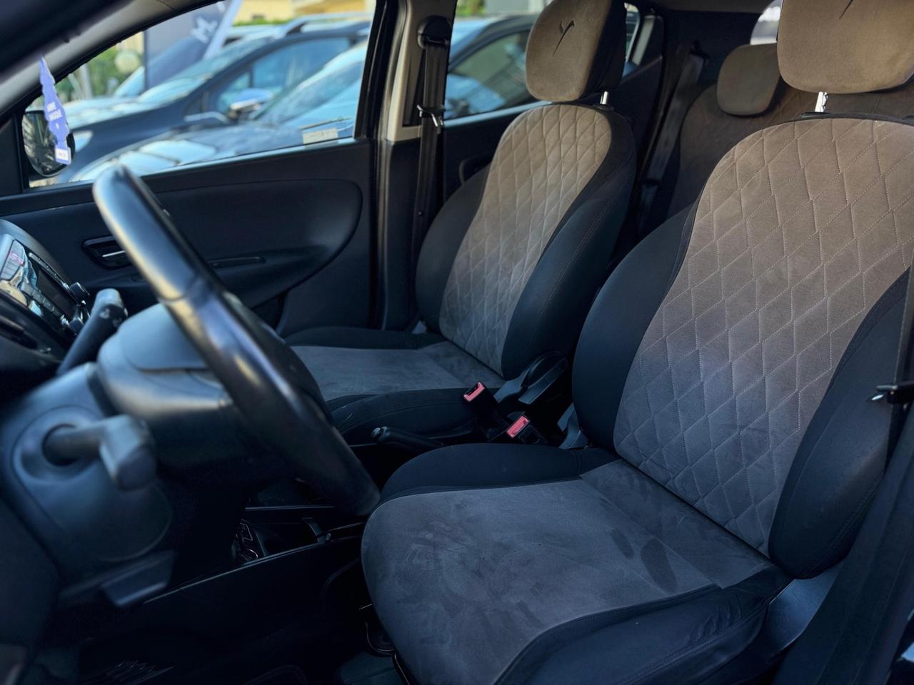 Lancia Ypsilon 1.3 MJT 16V 95 CV 5 porte S&S Platinum