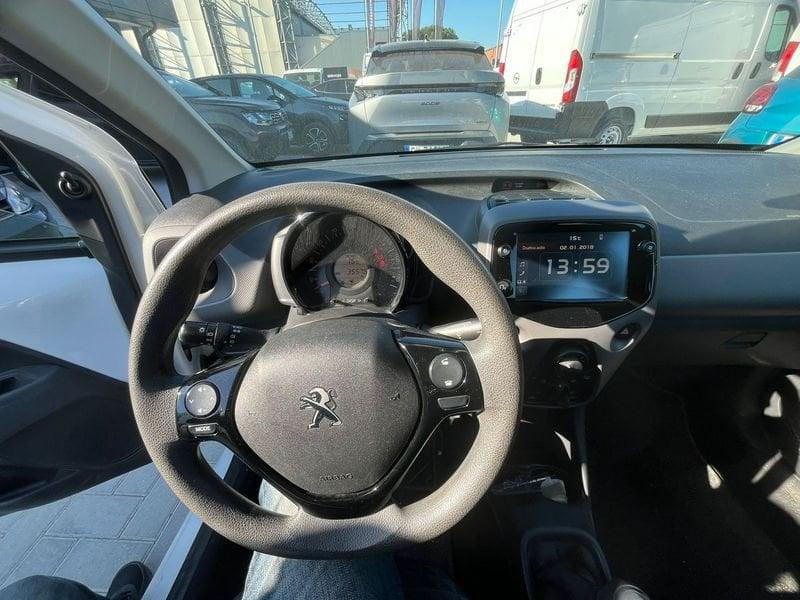 Peugeot 108 Active VTi 72cv S&S Neopatentati