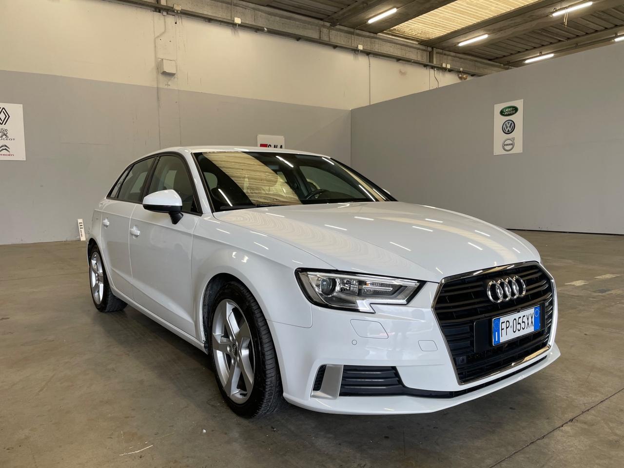 Audi A3 SPB 1.6 TDI S tronic Navi