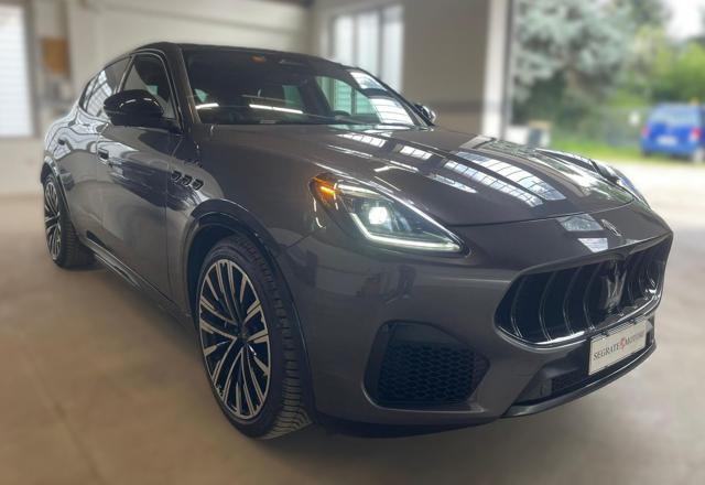 MASERATI Grecale MHEV 330 CV AWD Modena