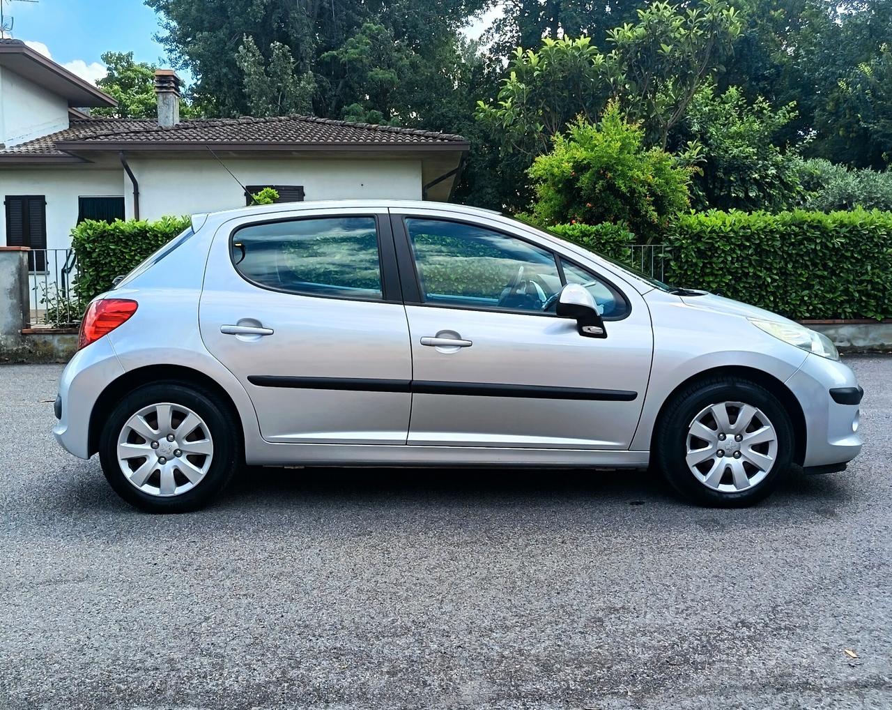 Peugeot 207 1.4 HDi 70CV 5p. X Line