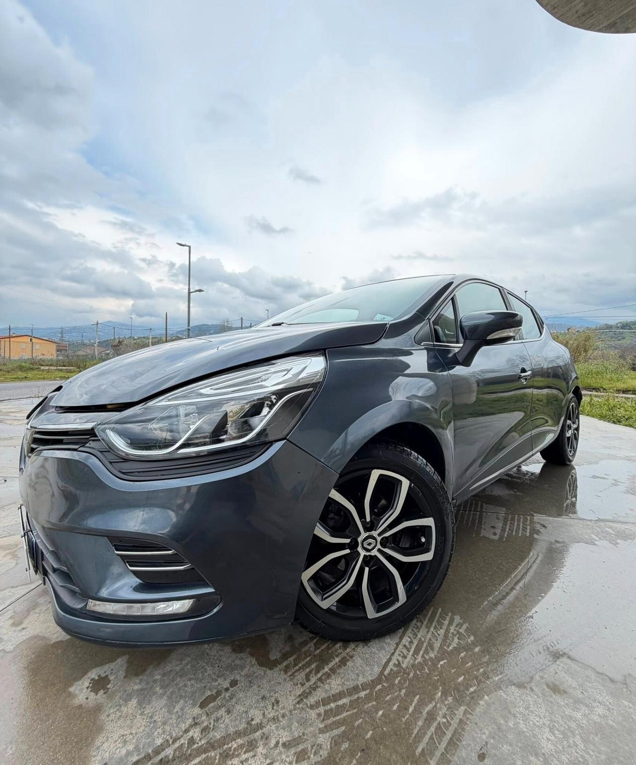 Renault Clio dCi 8V 75 CV Start&Stop 5 porte Energy Intens