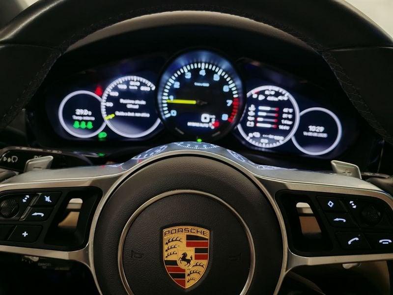 Porsche Cayenne Cayenne 3.0 V6 E-Hybrid Platinum Edition