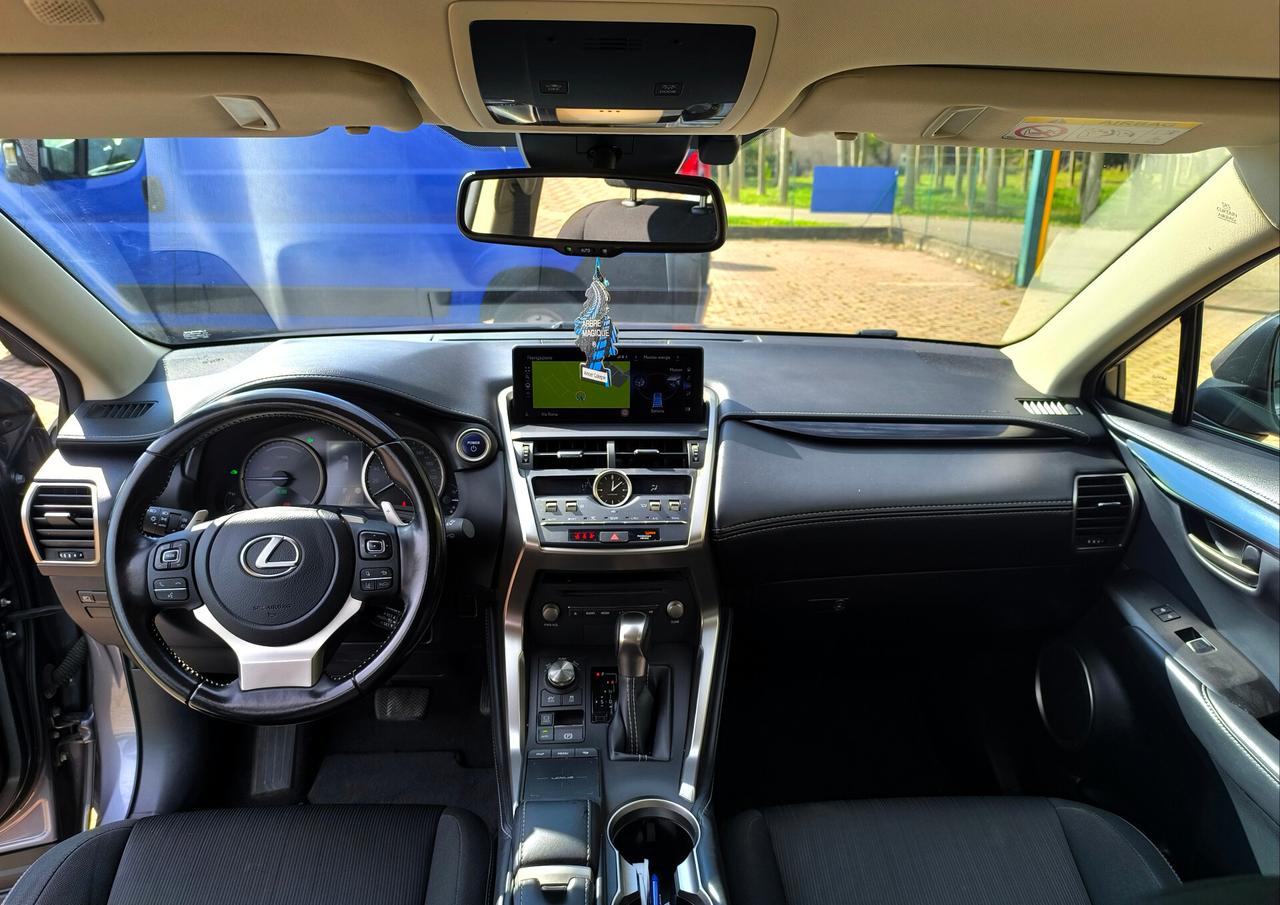 Lexus NX 300h Hybrid Business