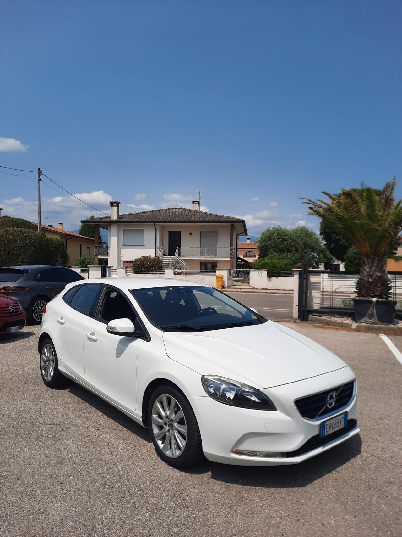 Volvo V40 D2 1.6 Momentum
