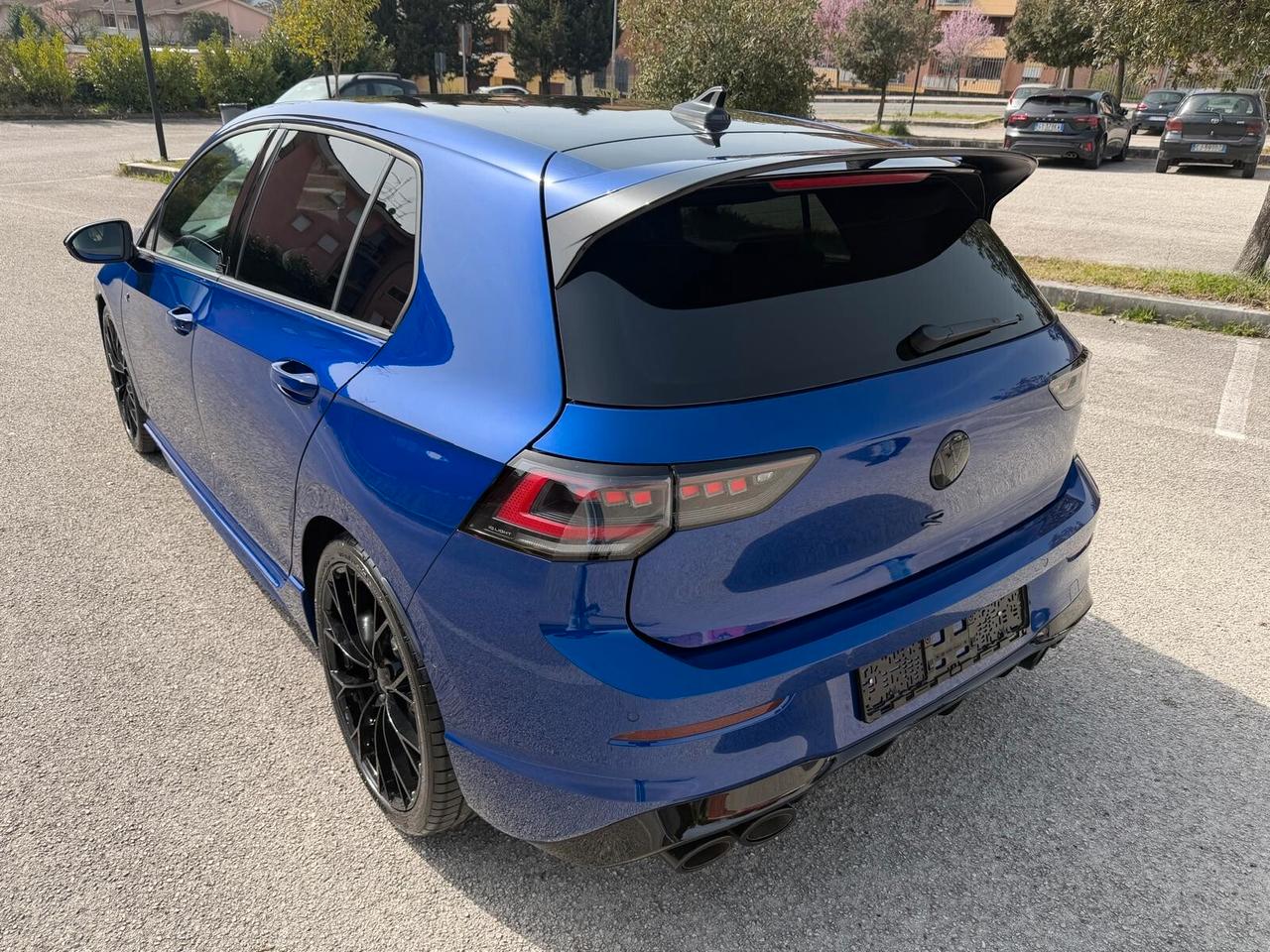 Volkswagen Golf R/2.0/DSG/4MOTION/BLACK EDITION/HEAD UP/NAVI/TELPDC/F1/CERCHI 19/SED.SPORT/PRONTA CONSEGNA!!