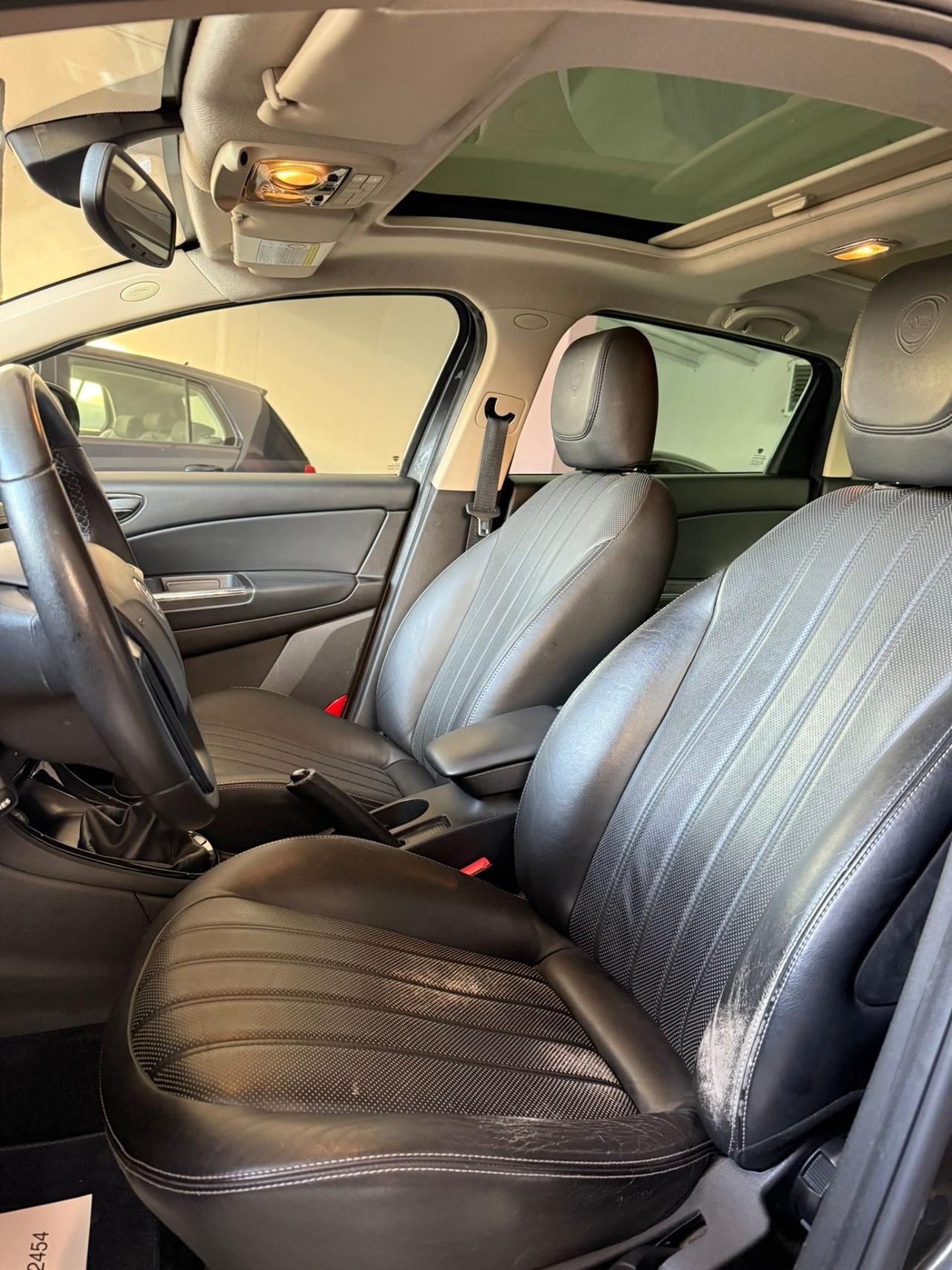 Lancia Delta 1.6 MJT DPF Gold