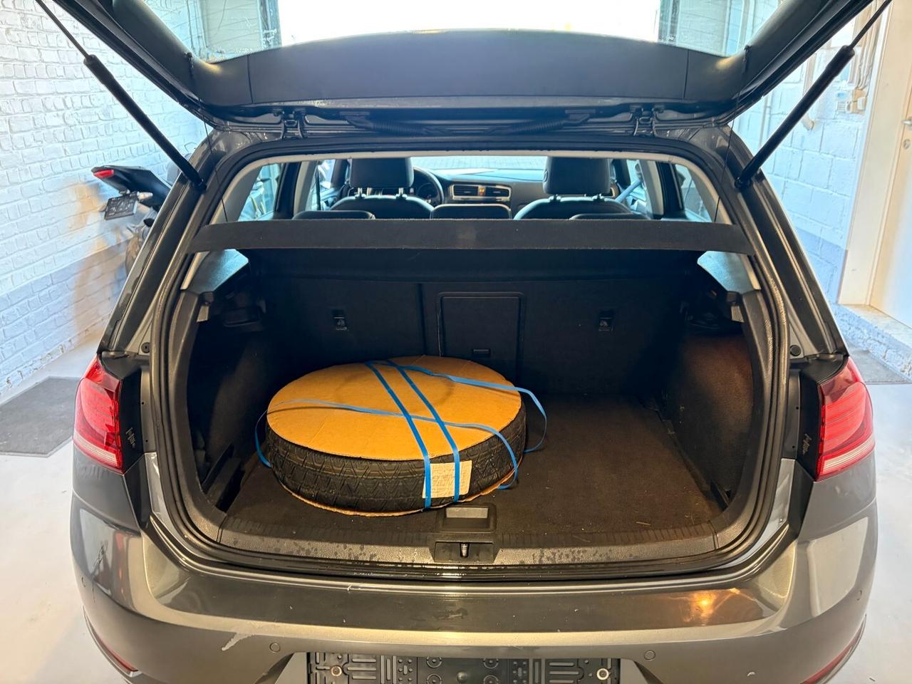 Volkswagen Golf 1.5 TGI 5p. Business BlueMotion Technology