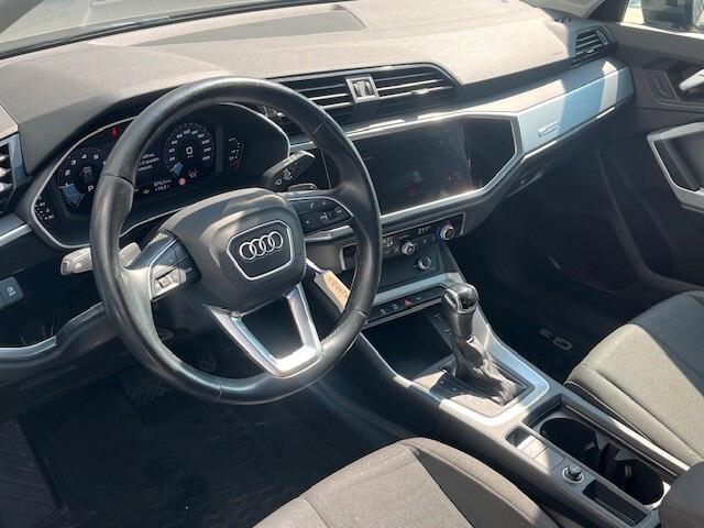 Audi Q3 35 TFSI S tronic Business Advanced