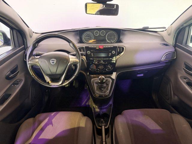 LANCIA Ypsilon 1.2 69 CV 5 porte GPL Ecochic Gold