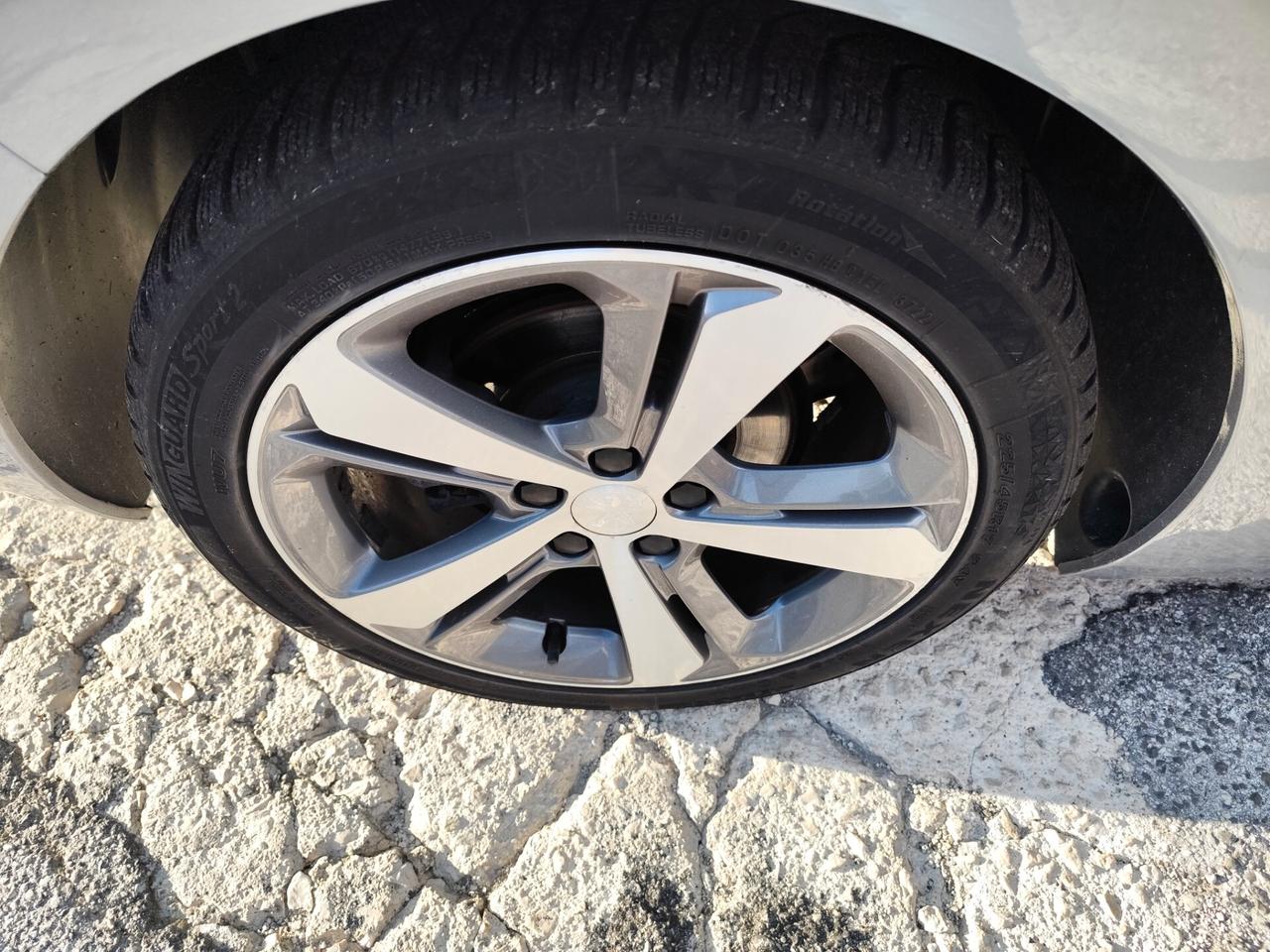 Peugeot 308 BlueHDi 130 S&S EAT8 SW Allure-Precisa in tutto!!