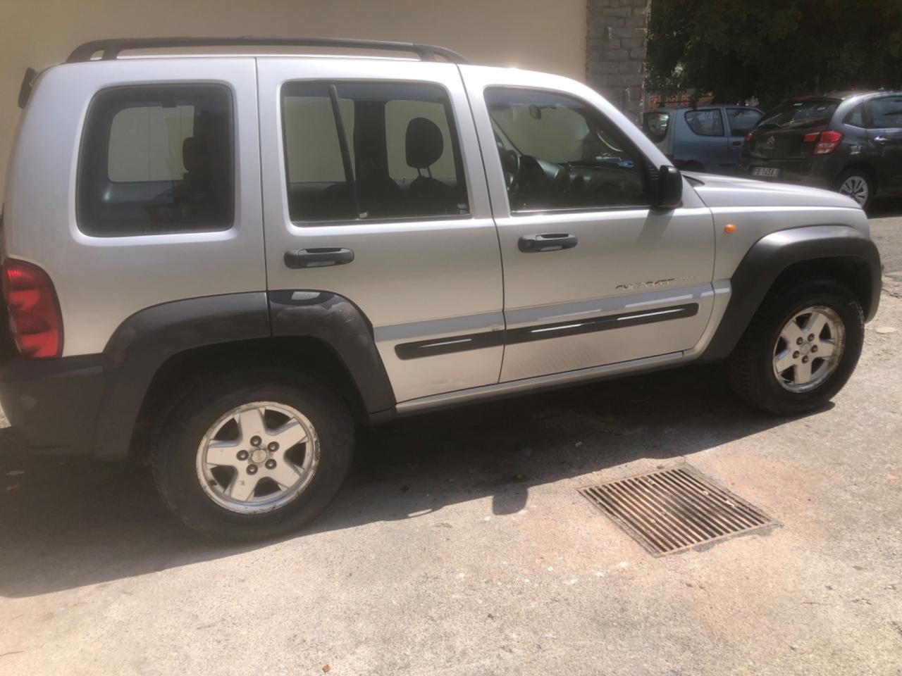 Jeep Cherokee 2.5 CRD Sport 09/2002