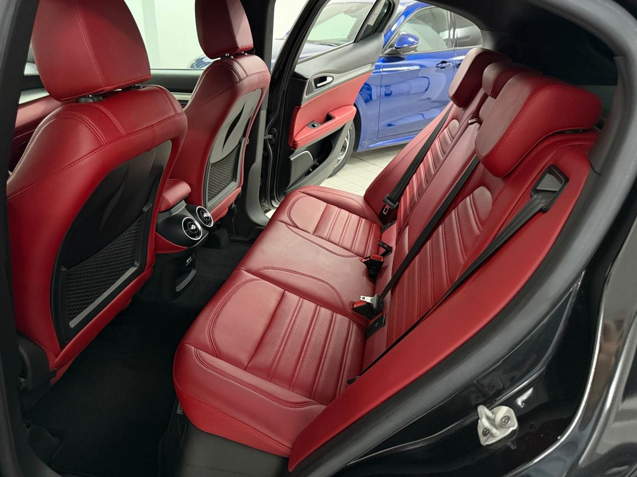 Alfa Romeo Stelvio 2.2 TD 210 CV B-TECH SEDILI VELOCE SPORTIVI AT8 Q4 RETROCAMERA PINZE ROSSO PADDLE UNICO PROPRIETARIO