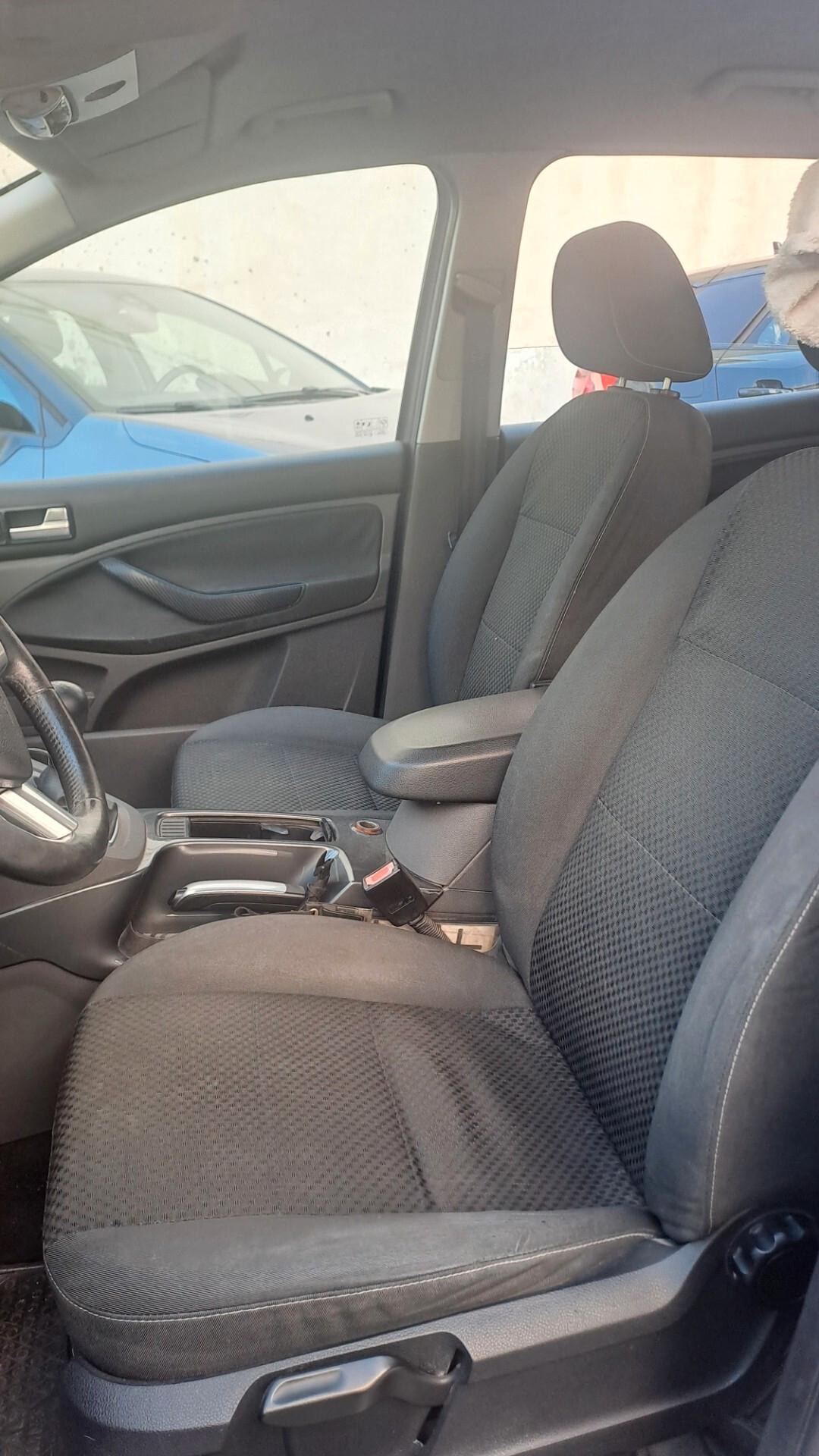 Ford C-Max 1.6 TDCi 110 CV Titanium DPF