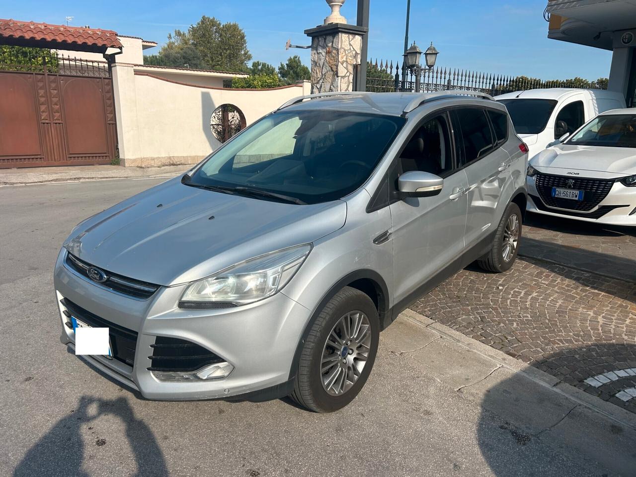 Ford Kuga 2.0 TDCI 140 CV 4WD Powershift Titanium