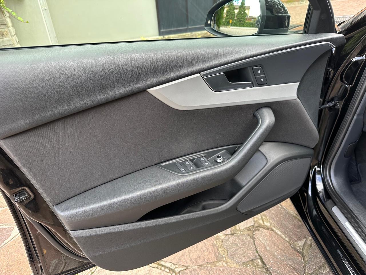 Audi A4 2.0 TDI 190 CV ultra S tronic SW