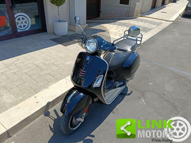 PIAGGIO Vespa GTS 300 Super ABS