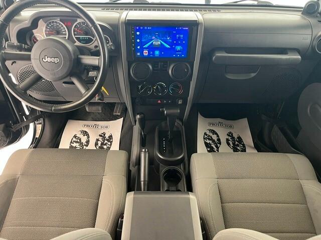 JEEP WRANGLER 3p 3.8L Sahara auto