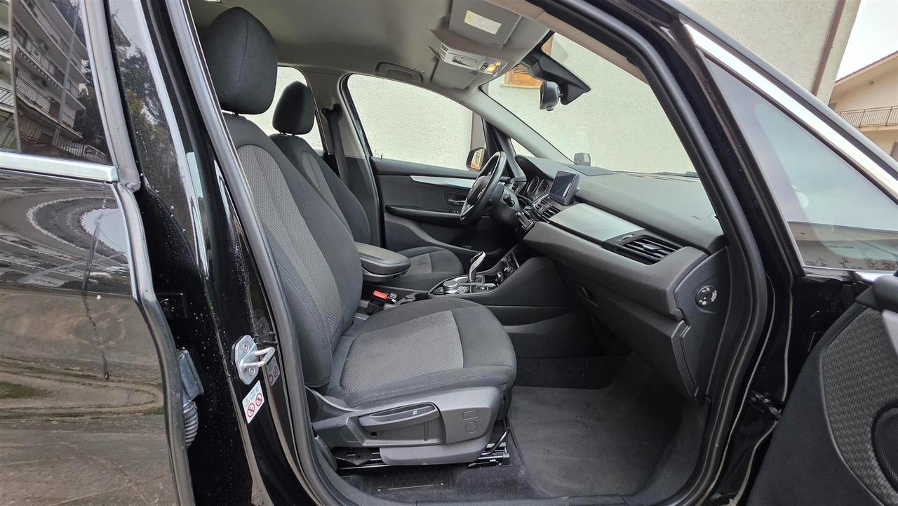 Bmw 2er Active Tourer 218d Luxury