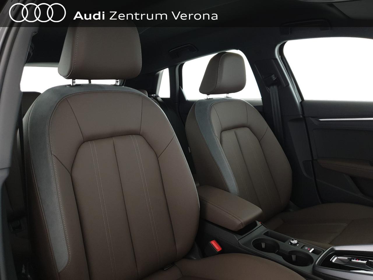 Sportback 40TFSIe 204CV S tronic Business Advanced
