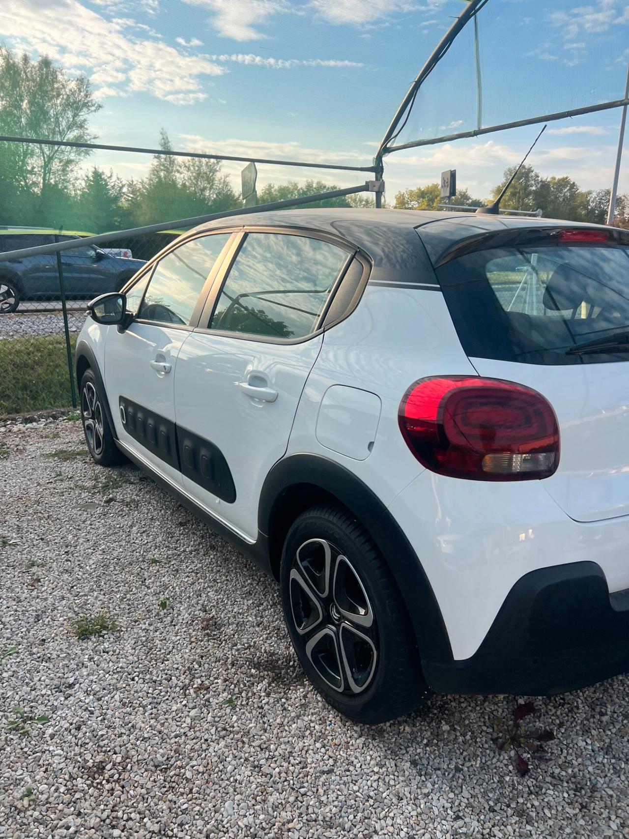Citroen C3 PureTech 82 Shine