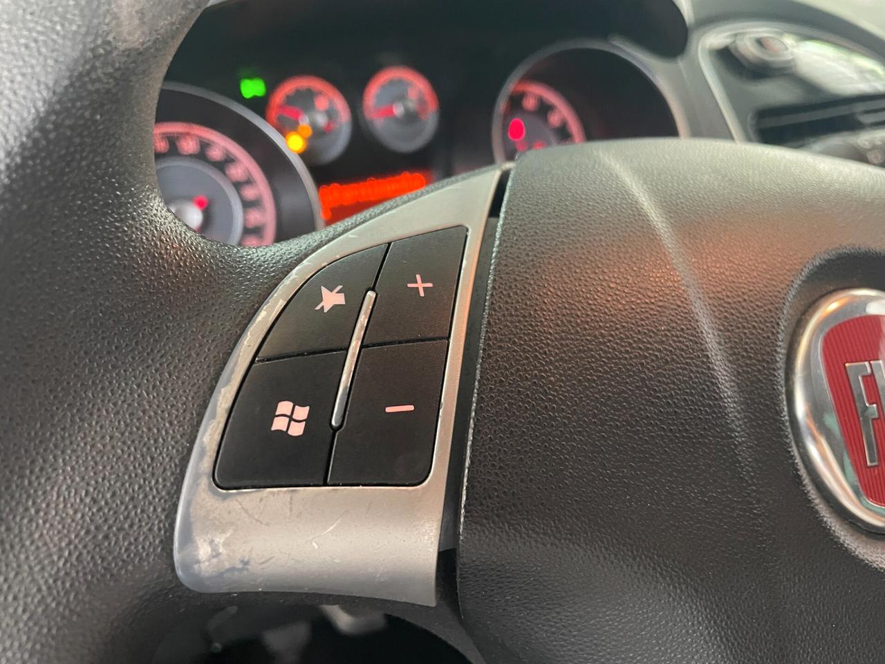 Fiat Punto Evo DISTRIBUZIONE ESEGUITA - NEOPATENTATI