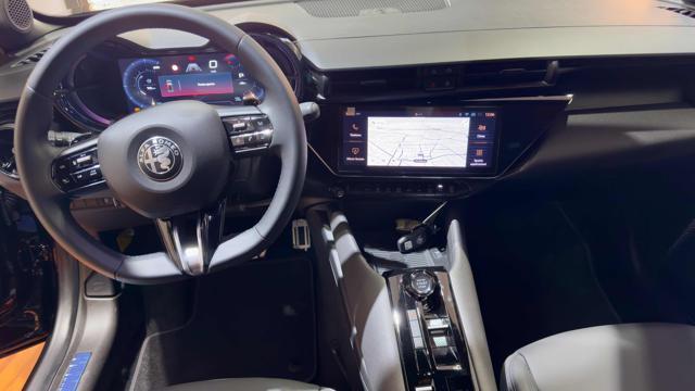 ALFA ROMEO Junior 1.2 145 CV Hybrid eDCT6 Speciale KM0