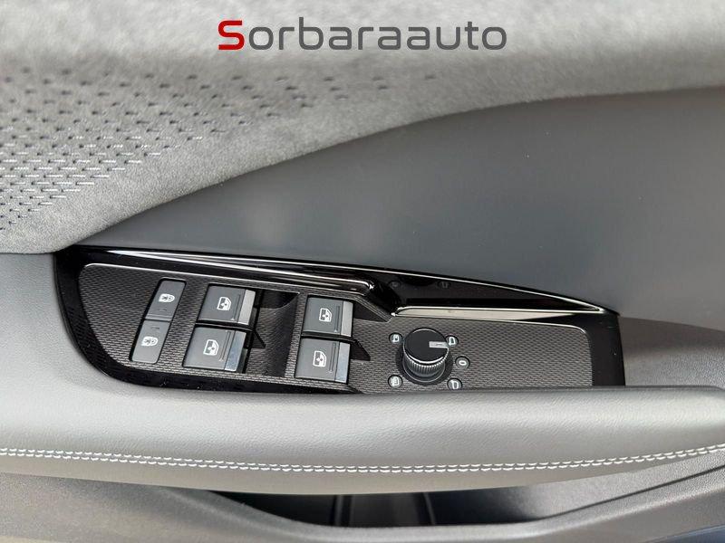 Audi Q3 SPB TFSI 150 kW S tronic quattro S Line edition.