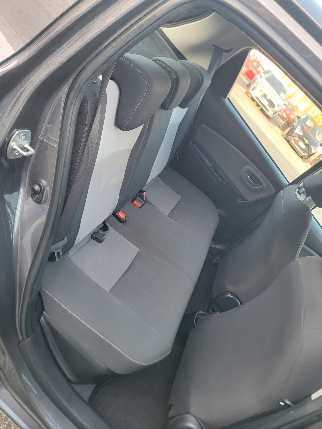 Toyota Yaris 1.5 Hybrid 5 porte Active GARANZIA