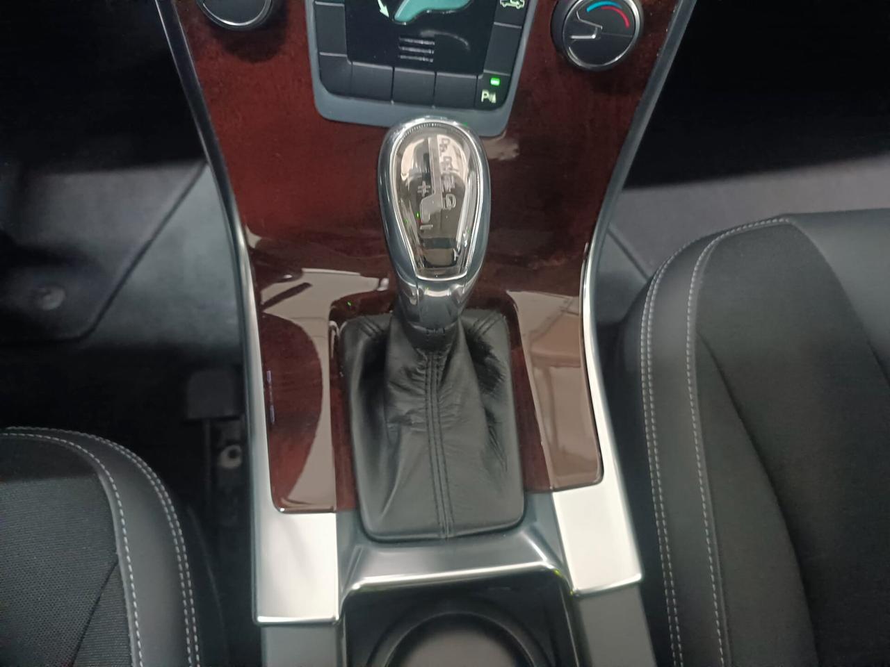 Volvo XC 60 XC60 D4 Geartronic Momentum