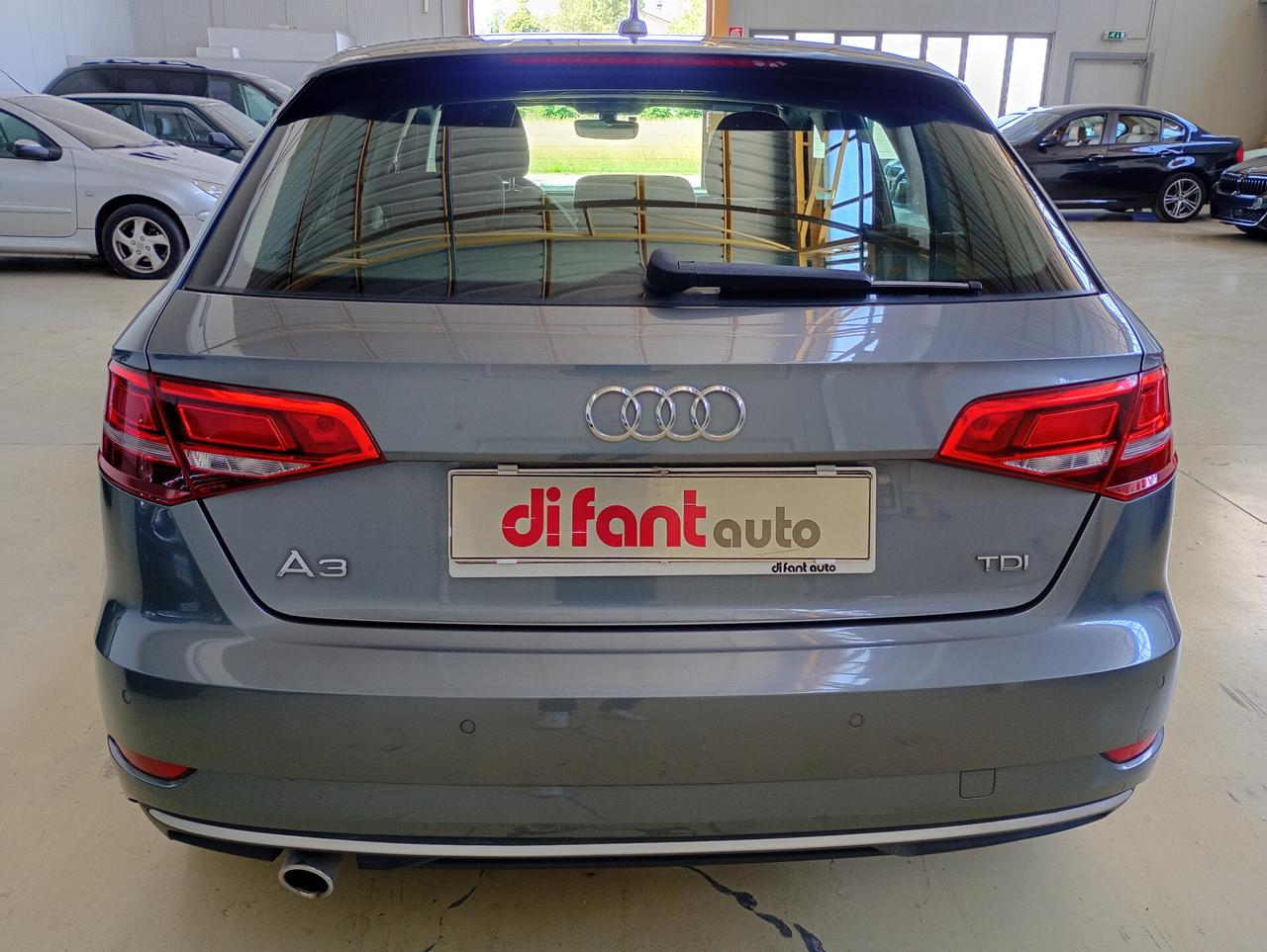 Audi A3 SPB 1.6 TDI 116 CV Sport - NEOPATENTATI