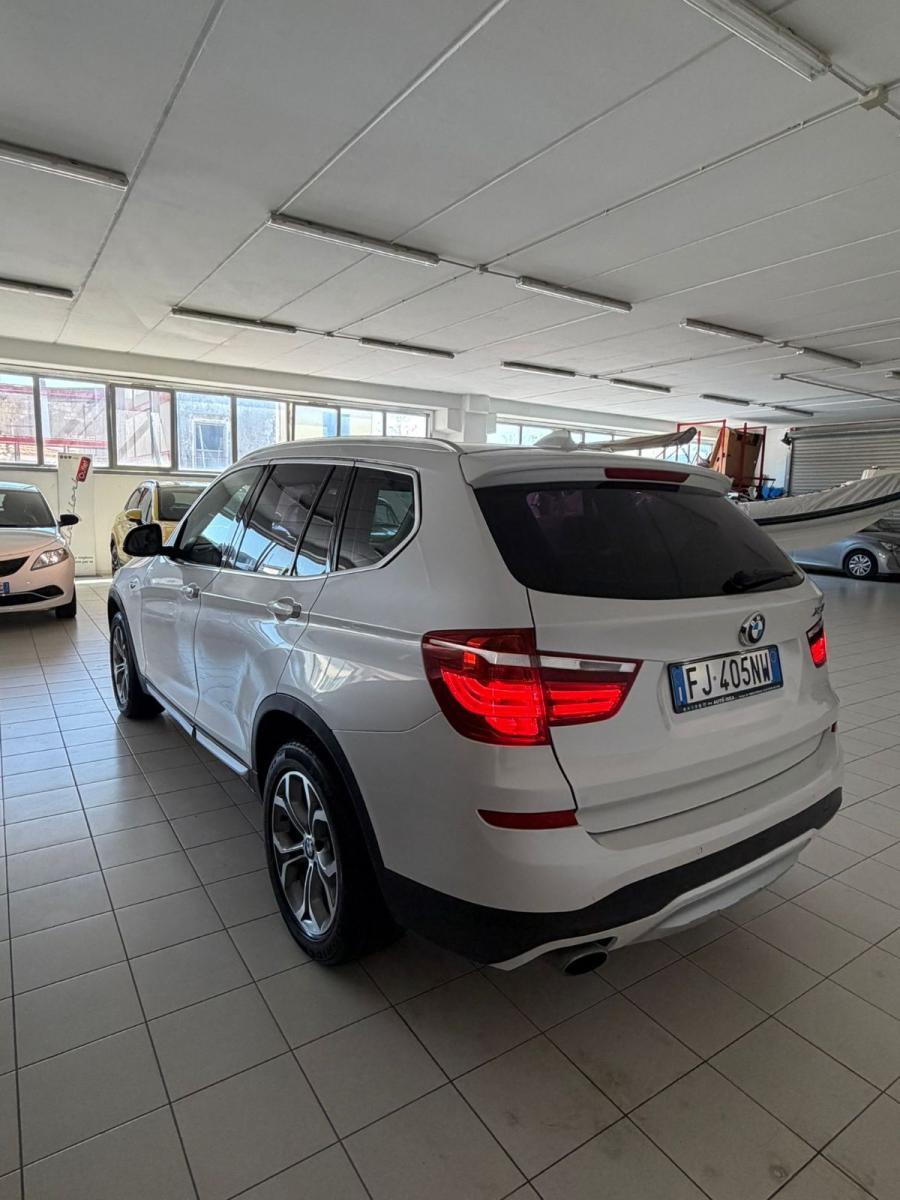BMW - X3 - xDrive20d xLine
