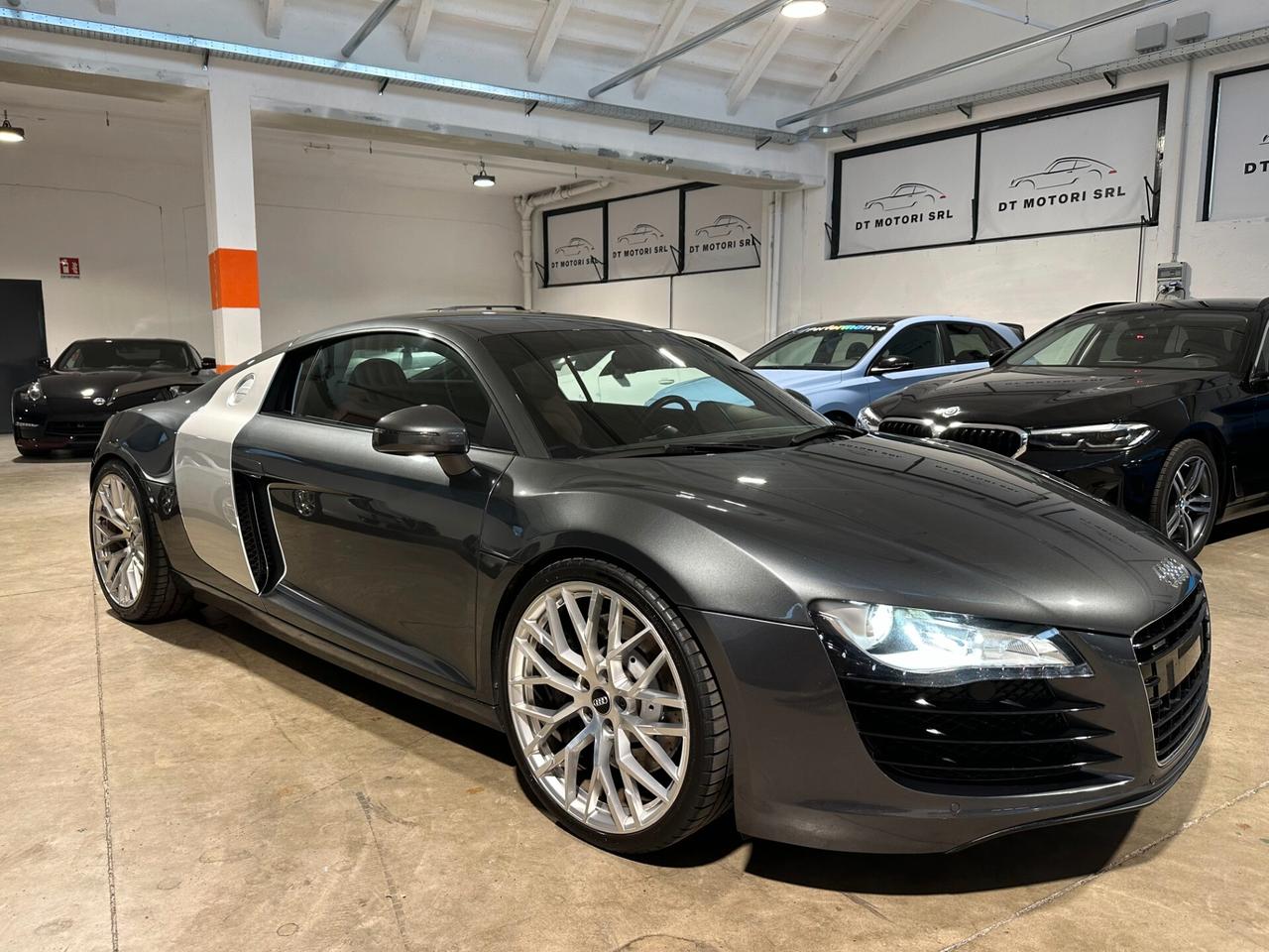 Audi R8 4.2 V8 FSI quattro R tronic - CERCHI 20?