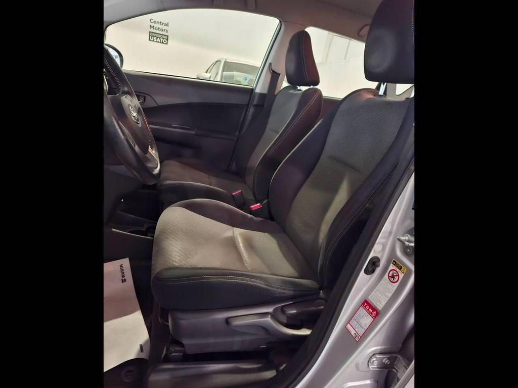 Toyota Verso-S 1.4 Active MT